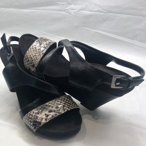 Aerosoles “snakeskin” Wedges
